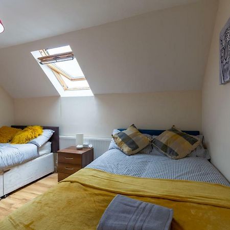 Newcastle City Studio Apartments ภายนอก รูปภาพ