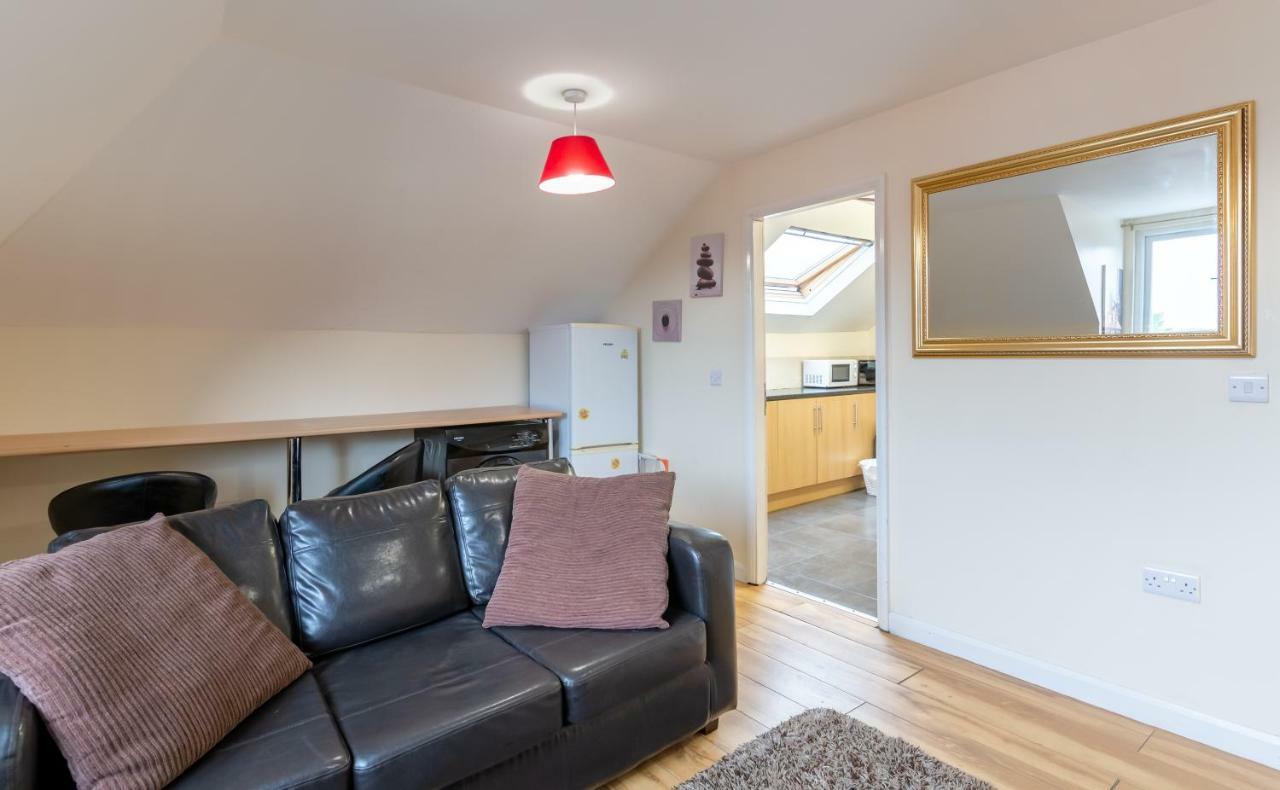 Newcastle City Studio Apartments ภายนอก รูปภาพ