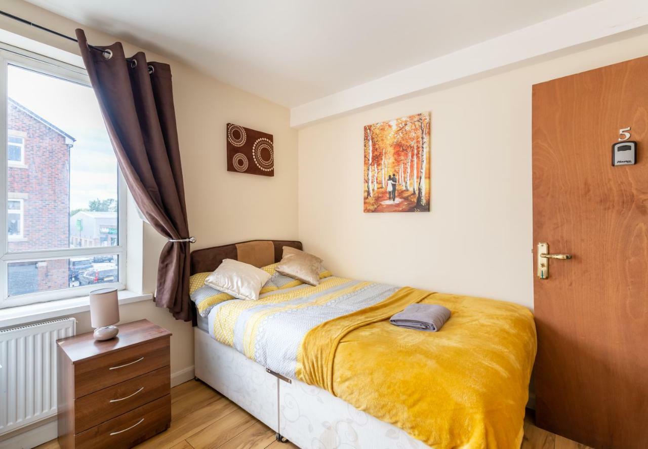 Newcastle City Studio Apartments ภายนอก รูปภาพ