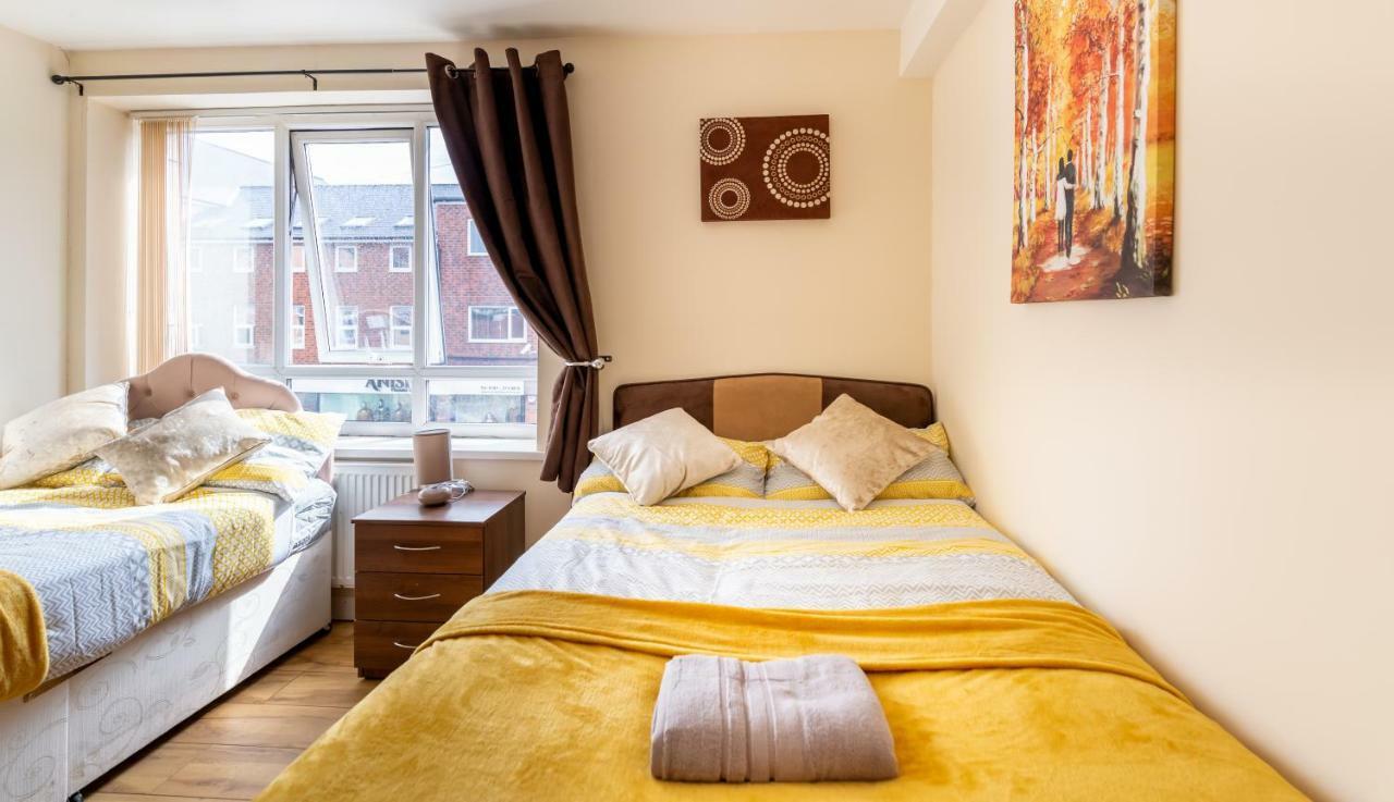 Newcastle City Studio Apartments ภายนอก รูปภาพ