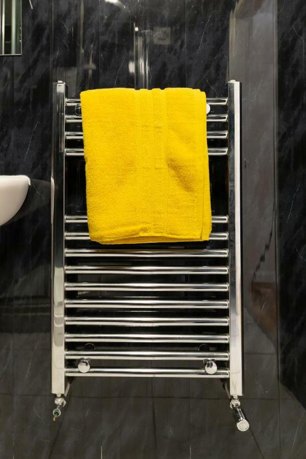 Newcastle City Studio Apartments ภายนอก รูปภาพ