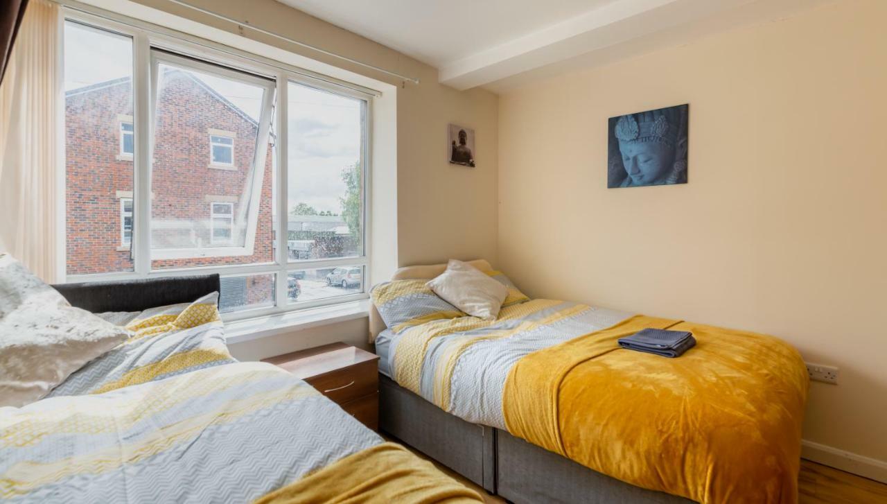 Newcastle City Studio Apartments ภายนอก รูปภาพ