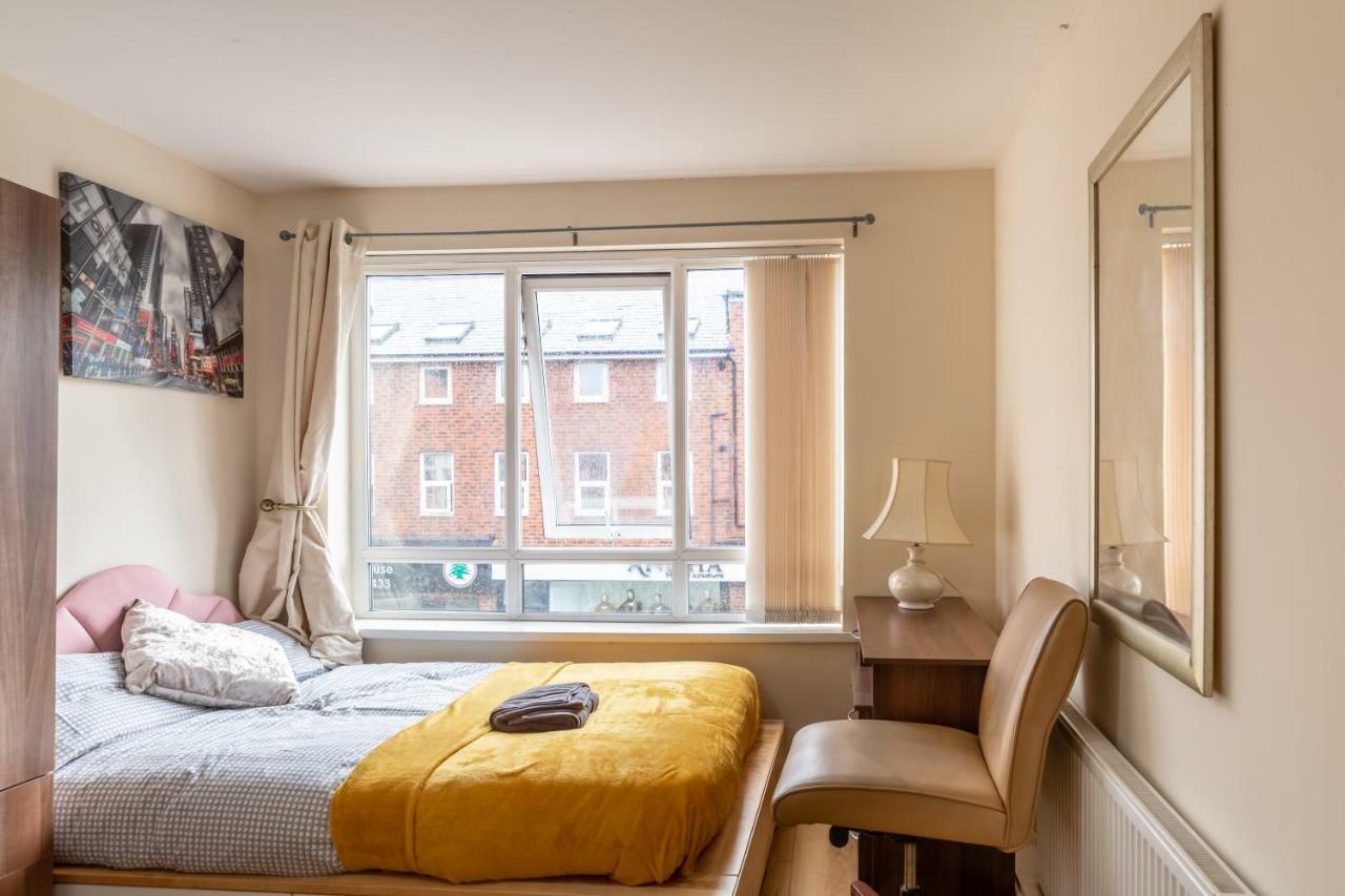 Newcastle City Studio Apartments ภายนอก รูปภาพ