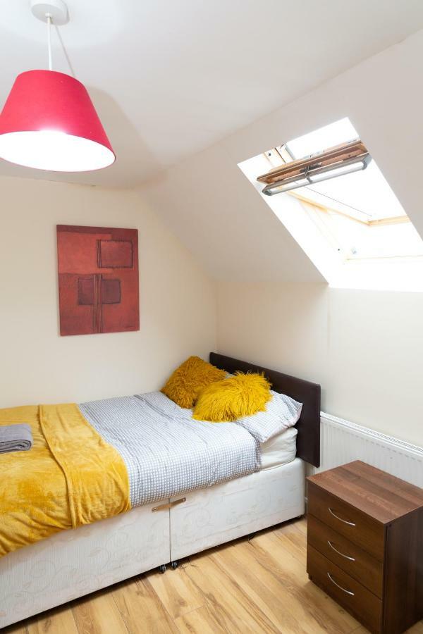 Newcastle City Studio Apartments ภายนอก รูปภาพ