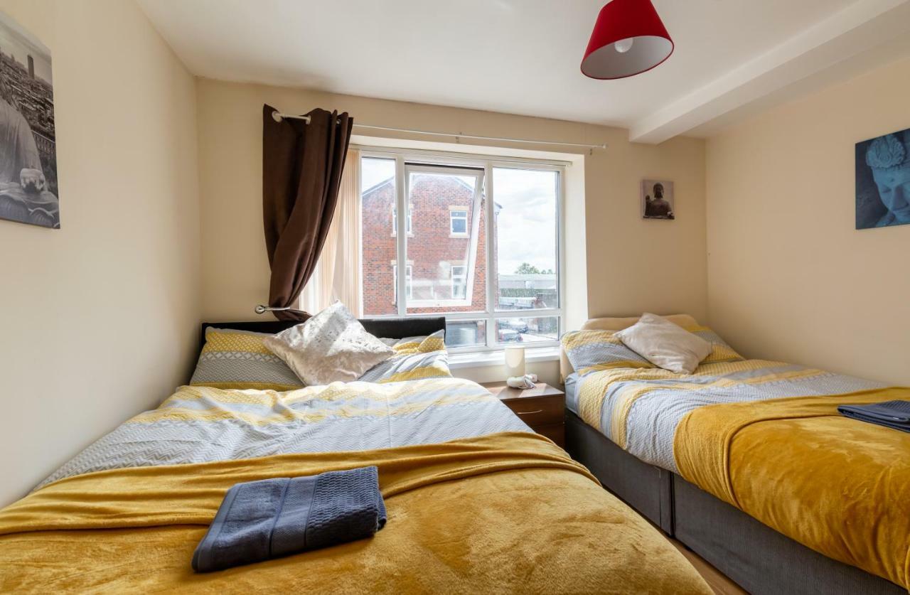 Newcastle City Studio Apartments ภายนอก รูปภาพ